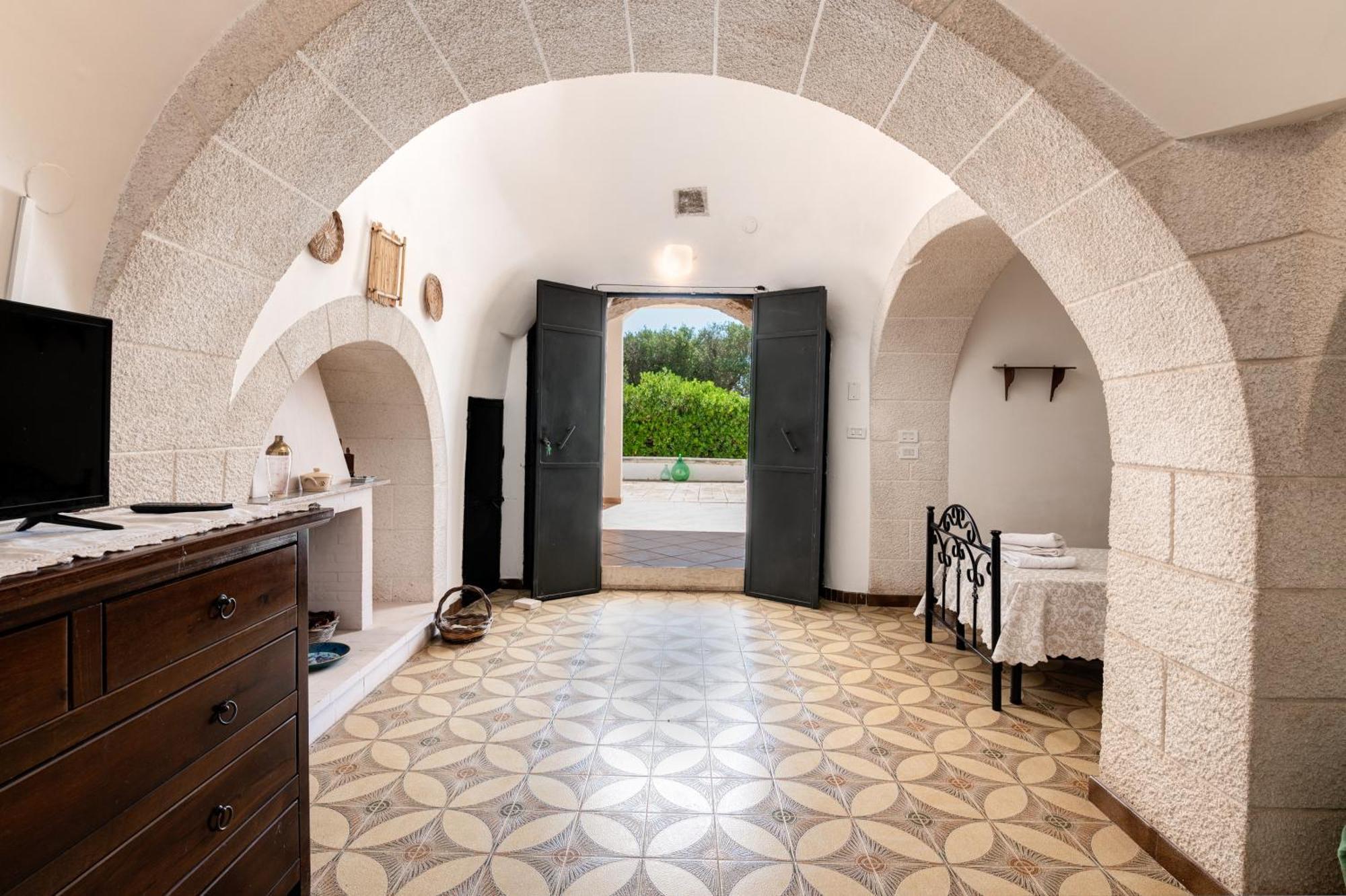 Trullo La Quercia Villa Ostuni Bagian luar foto