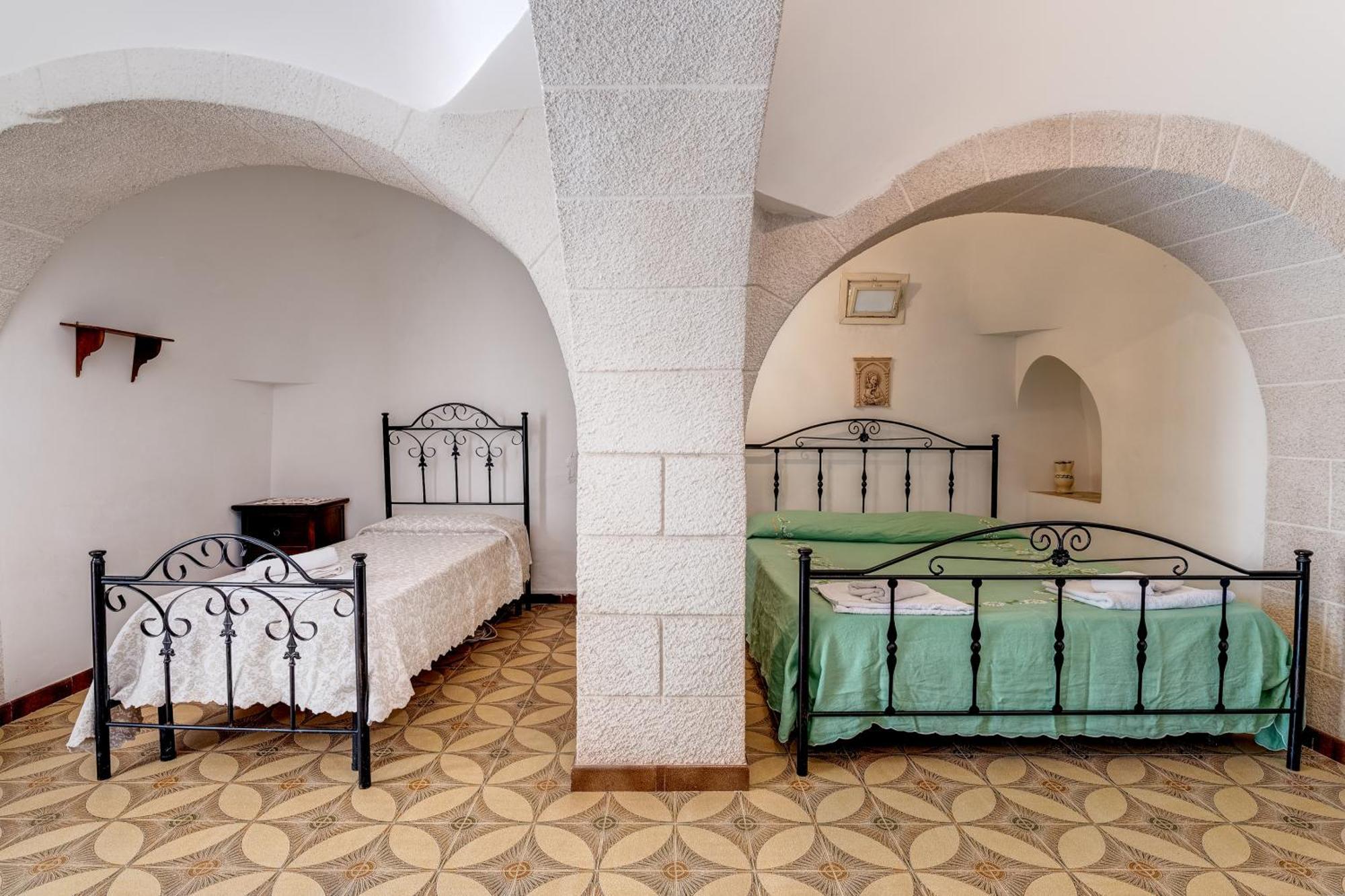 Trullo La Quercia Villa Ostuni Bagian luar foto